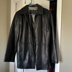 Gallery Black Leather Jacket perfect contain